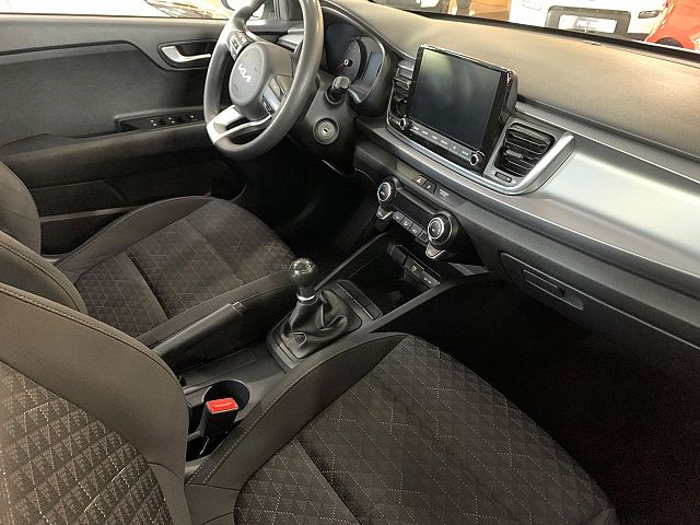 KIA RIO RIO II 1.2 84CV DRIVE