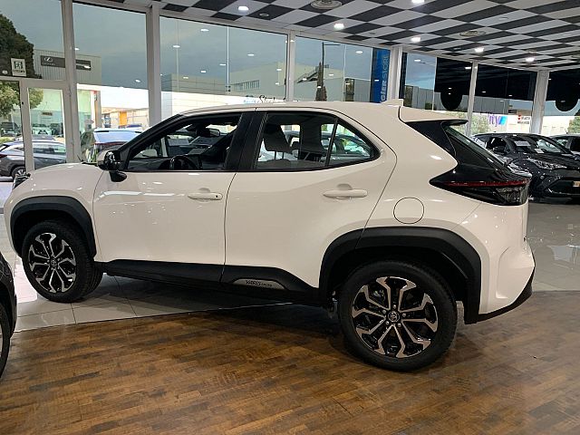 TOYOTA YARIS CROSS 1.5 HYBRID 2WD ACTIVE TECH 116CV