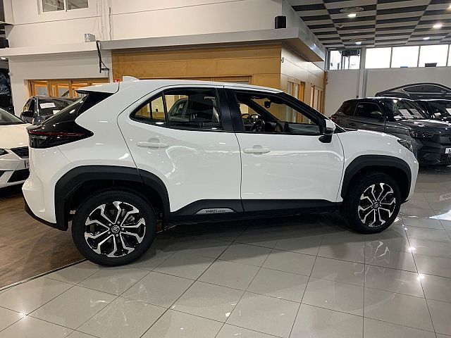 TOYOTA YARIS CROSS 1.5 HYBRID 2WD ACTIVE TECH 116CV