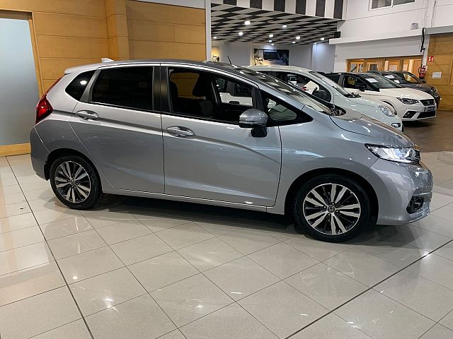 HONDA JAZZ 1.3 I-VTEC ELEGANCE