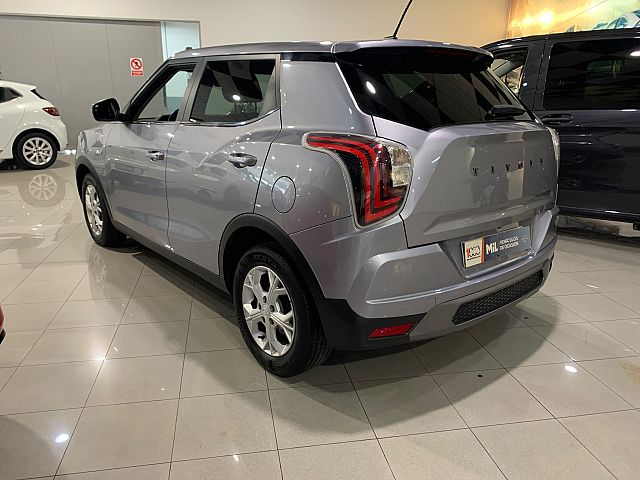SSANYONG TIVOLI G15 URBAN PLUS 4*2