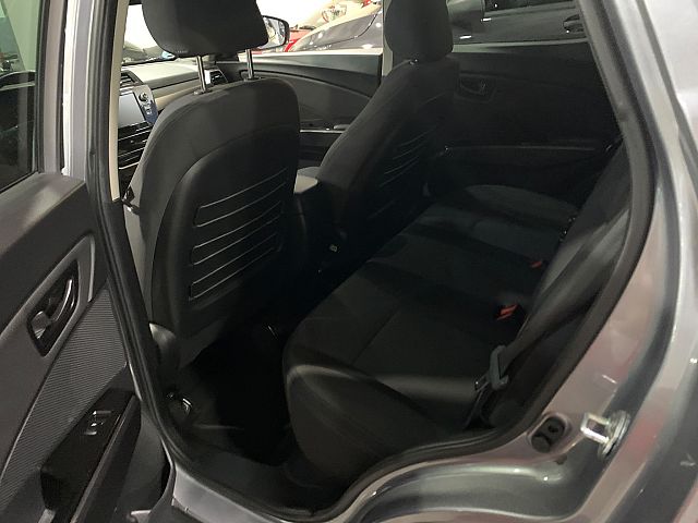 SSANYONG TIVOLI G15 URBAN PLUS 4*2