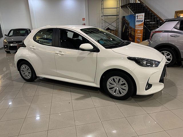 TOYOTA YARIS 1.0 70CV CITY