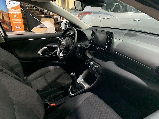 TOYOTA YARIS 1.0 70CV CITY
