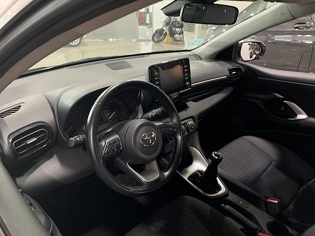 TOYOTA YARIS 1.0 70CV CITY