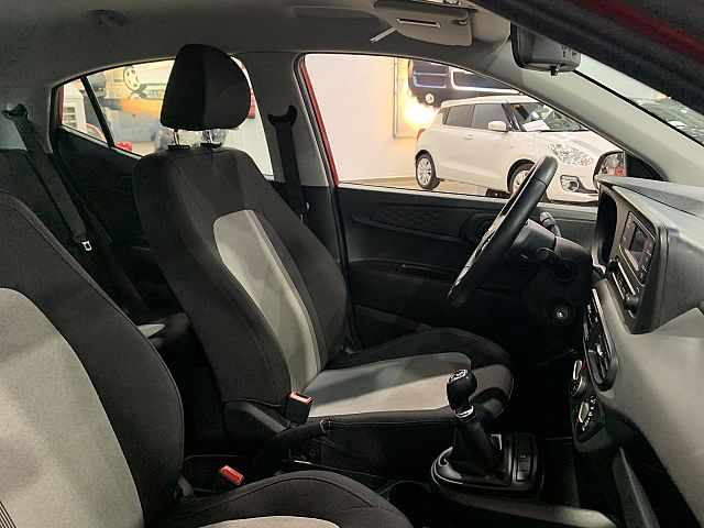 HYUNDAI I-10 1.0 ESSENCE 67CV