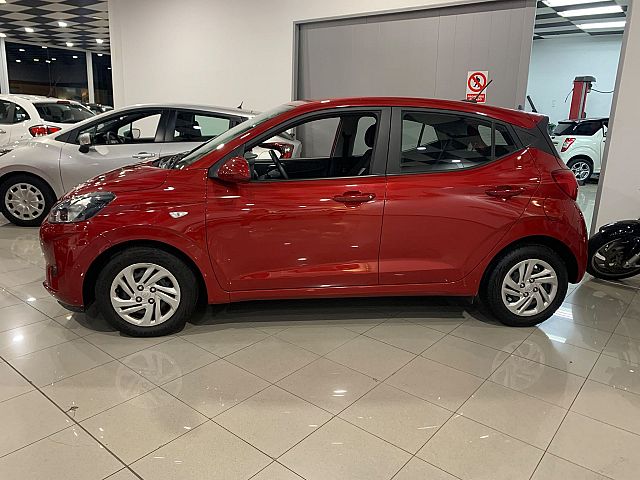HYUNDAI I-10 1.0 ESSENCE 67CV